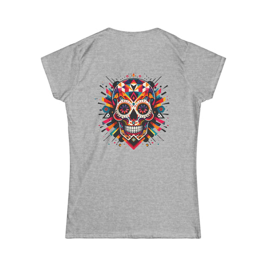 Camiseta Femenina Calavera Mexicana Vibrante de PrintAlchemyst - Fiesta de Colores