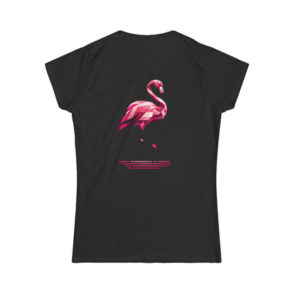 Camiseta Femenina Flamenco Geométrico de PrintAlchemyst - Elegancia Tropical